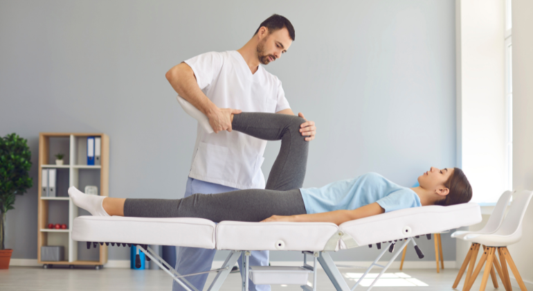 The Benefits of Home Physiotherapy Services in Gurgaon for Convenient Recovery