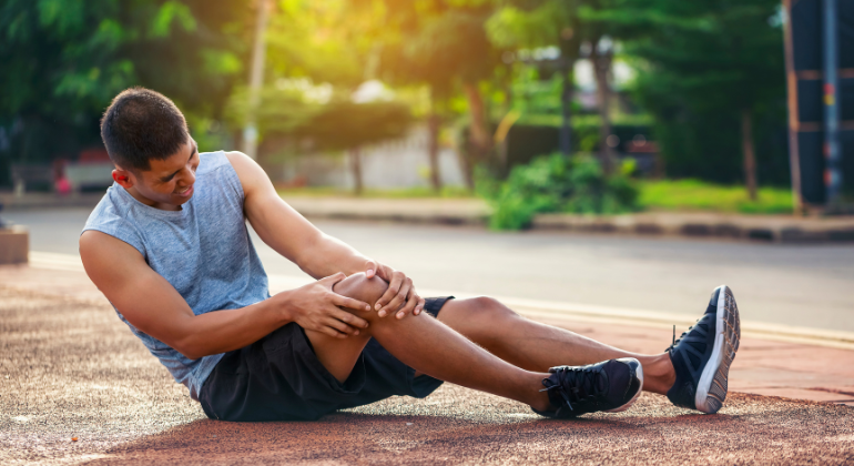 Best Knee Pain Physiotherapy in Gurgaon – Find Relief Near You