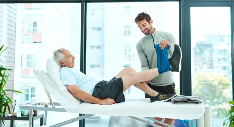 Exercises Effective for Home Physiotherapy for Knee Pain