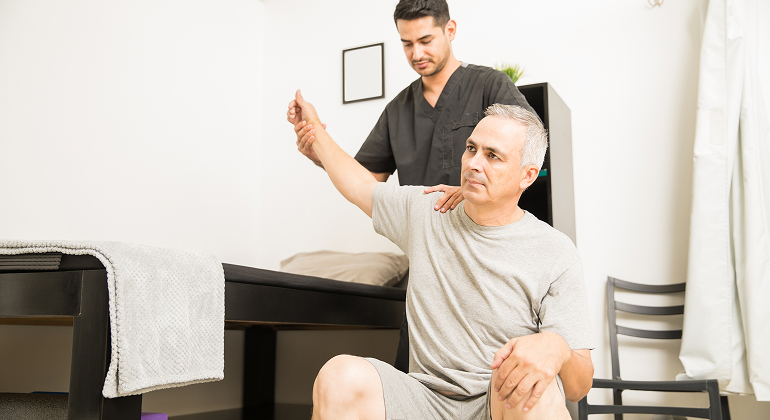 Empowering Recovery and Comfort: Home Physiotherapy for Seniors in Gurugram