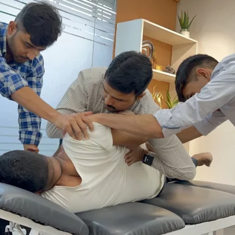 Spine clinic in gurgaon